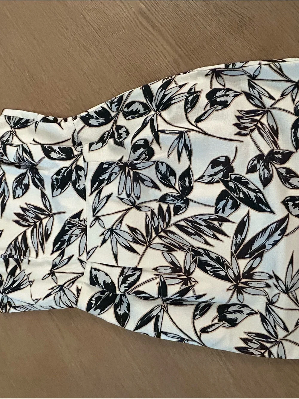 J Crew Sleeveless Black & Ivory Leaf Print Sheath Dress Size 6